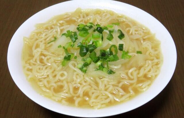 お母さんがラーメン（袋麺）に乗せがちなもの