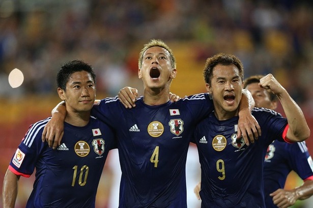 【悲報】今のサッカー日本代表と本田香川時代の日本代表が試合したらｗｗｗｗｗｗｗ