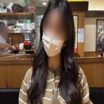 胸丸出し女続出で大問題に！？今度は三田製麺所で「どっちが好き？」