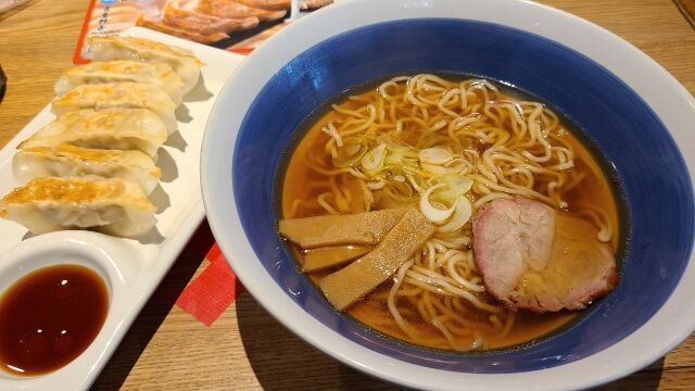 「ラーメン＋餃子」←1品加えて100点にしろ