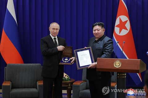 【北朝鮮】金正恩氏がプーチン氏の誕生日に「最も親しい同志」と祝電  習近平氏への祝電とは対照的