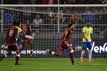 【悲報】ブラジル代表、ベネズエラ相手にすら逝くｗｗｗｗｗｗｗｗｗ