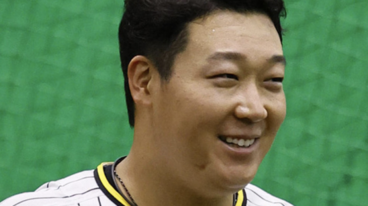 FA権を行使した大山悠輔選手に阪神タイガースさんは最大5年の大型契約を用意へ！