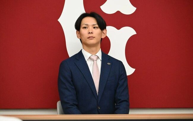 巨人・泉圭輔が1650万円増の4350万円で更改