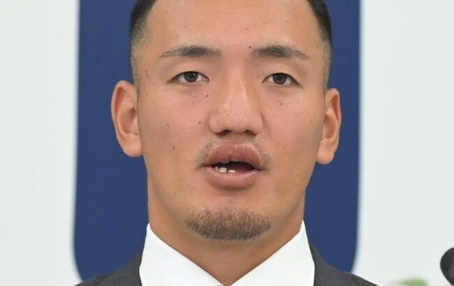 広島・矢野雅哉が３倍超５３００万円で更改