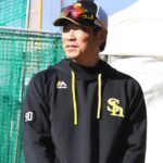 SB小久保監督「柳田をレフトにコンバートする、近藤はライト」