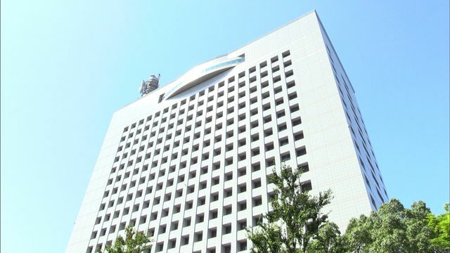 【悲報】神奈川県警の警察官、高齢者から現金700万円を騙し取った疑いで逮捕