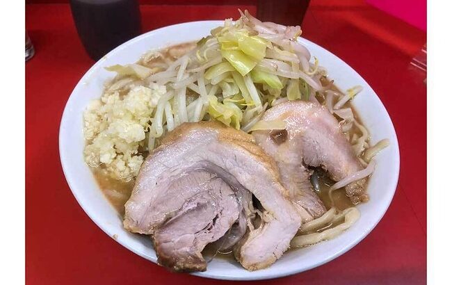 ラーメンは大人は1人1杯が「当たり前」？　“二郎系”シェアするカップルに店主苦言、ネットでも物議