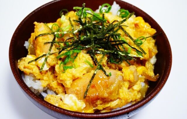 親子丼が出来る食材、“鶏”しかない