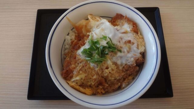 カツ丼一番うまいチェーン店どこ？