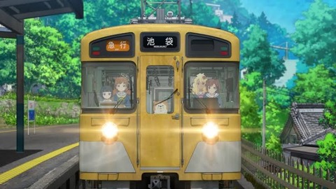 （ヽ´ん`）「GWは電車に女子大生がいっぱい乗ってた」