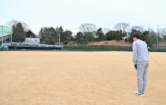 【西武】源田壮亮　謝罪会見後に集まったファンに深々と頭を下げ謝罪