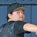 MLBデータサイト「小笠原慎之介の直球は平均143キロととても遅いがスピンがきいて浮き上がってくる」