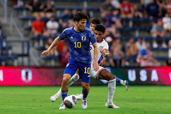 【朗報】FC東京さん、ブレーメンの五輪代表FW佐藤恵允を獲得！