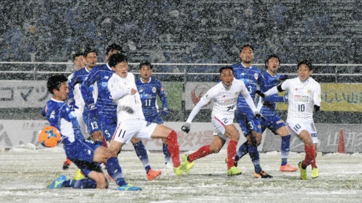 【画像】大雪でサッカーした結果ｗｗｗｗ