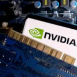 【暴落】投資家女子「助けて！NVIDIA等の半導体は絶対に上がるって聞いたから買ったのに-400万になったの