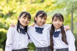 【画像】都心のJK、スカートの短さが限界突破www