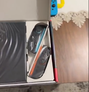 【フラゲ】Switch2をフラゲしたYouTuberが開封動画を投稿wwww【できない】
