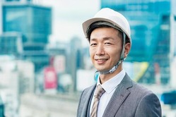 施工管理(月収80万)「現場でお散歩するだけです、土方アゴで使えます、雨降ったら休みです」←この仕事