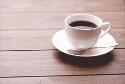 【画像】スタバ、もはや並ばないと入れない店になるWWWWWWWWWWWWWW
