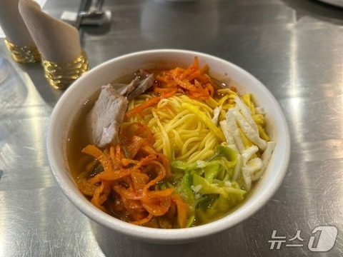 【韓国】 「寒さと空腹の記憶を一杯に」脱北者シェフがふるまう“北朝鮮のソウルフード”