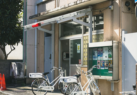 【兵庫】「交番でゲームしている警察官がいる」8人でスマホゲーム　チーム編成していた警察官8人を懲戒処分　ゲーム名は明らかにせず