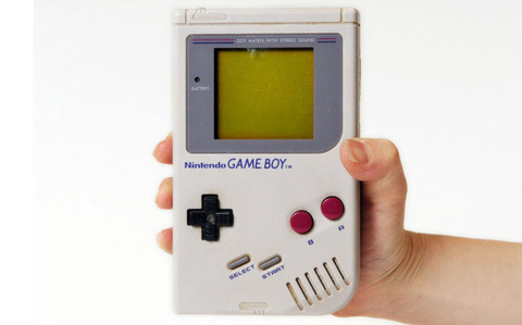 『ゲームボーイ』の画面、ガチでちっちゃすぎるwww