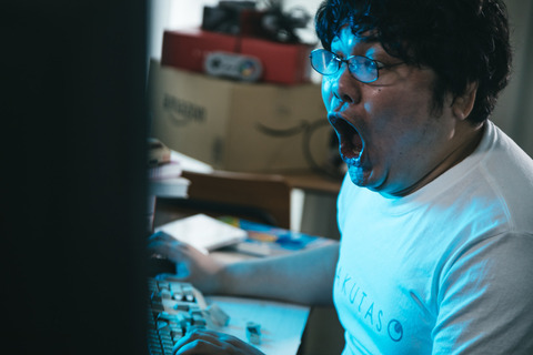 現実でAI、仮想通貨の話してる奴wwwwwwwwww