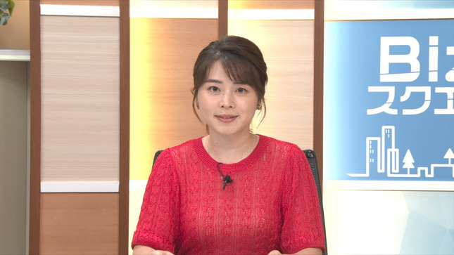 皆川玲奈アナ　透けニットの巨乳が揺れる！！【GIF動画あり】