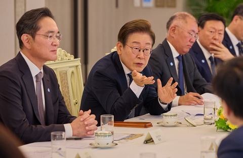 米「4000億ドル投資を」と韓国に圧力…李大統領、企業トップらにSOSも財界側は難色示す