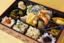 【画像】令和の弁当、とんでもない価格破壊をしてしまうwwwww