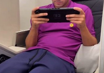 【悲報】バルセロナの超有名サッカー選手、Switch2で遊んでしまう