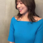 阿部華也子アナ　ニットで胸元強調！！【GIF動画あり】