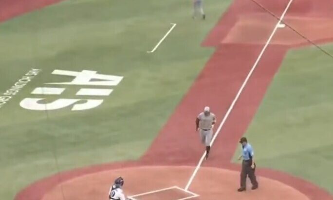 【朗報】森下、佐藤輝明の2者連続のHR！！！阪神、3点先制！！！