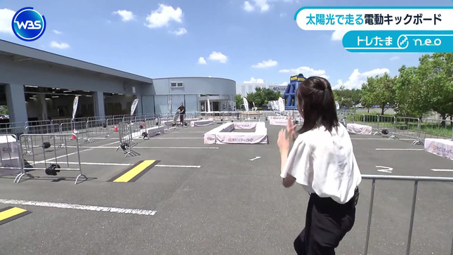 嶺百花アナ　電動キックボードで巨乳が揺れる、お尻にパン線！！【GIF動画あり】