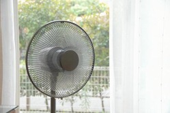 【画像】韓国さん、とんでもない扇風機を発明してしまうwwww
