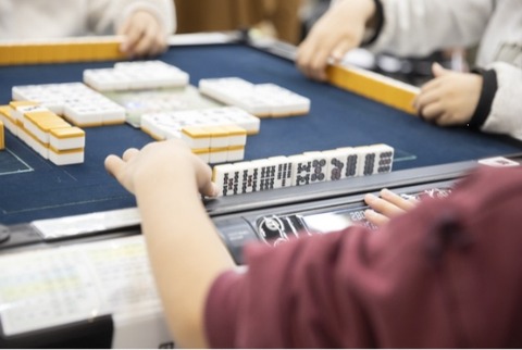 習いごとに『麻雀』が人気！子どもたちにブームの麻雀は学力向上にも効果アリ？