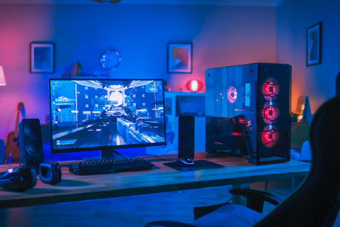 『ゲーミングPC』がなぜ光るのか、誰も説明出来ない