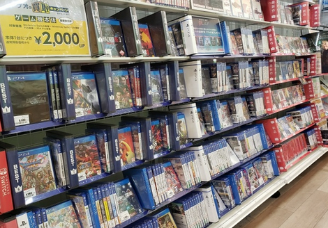 中古ゲーム屋でPS1やPS2の棚を見てるといろんなジャンルのゲームがあってワクワクするよね