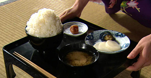 【悲報】江戸時代の男性、漬物だけで米を5合も食べる