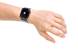 【悲報】ワイ、Applewatch買ったことを後悔