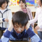 【経済】日本人だけが他人を潰したがる？ 学術実験で見えた「陰湿すぎる国民性」　『国民の底意地の悪さが、日本経済低迷の元凶』