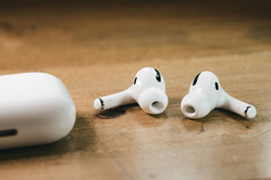 【朗報】AirPods Pro 3、唯一無二のイヤホンへと進化してしまう