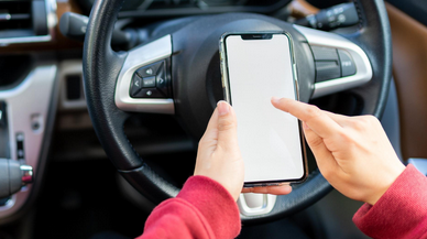 【高知】スマホゲームしながら運転、退職直前の教諭をはねて死なせる…元警官に猶予付き判決