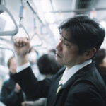 外食産業の店長、３割が「週６０時間以上」の過労死ライン…過労死白書