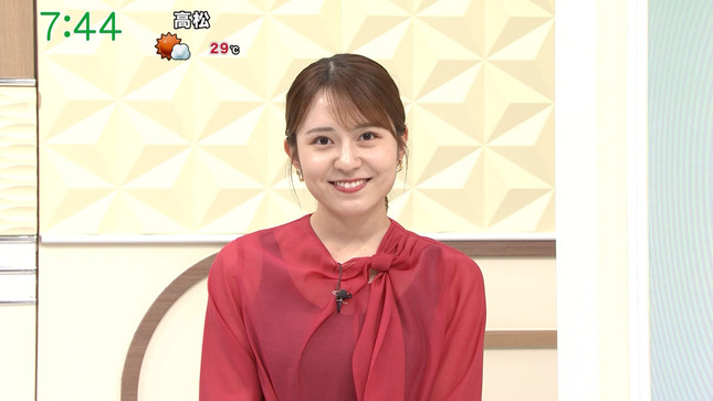 透け透け！！　三山賀子アナ【GIF動画あり】