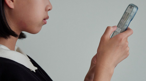 「スマホは1日2時間以内」条例スタート このスマホ使っているの俺だけだろうって思うスマホを挙げていけ