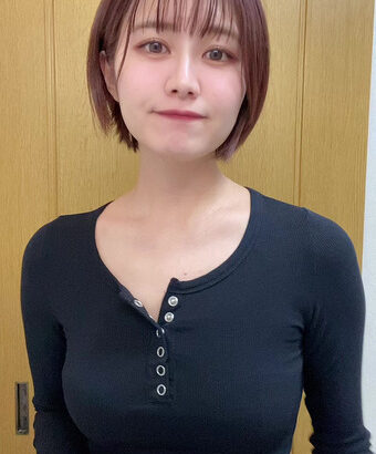 市村紗弥香キャスター　ピチピチ衣装のボディライン！！【GIF動画あり】