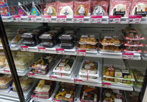 【東京】学校にスーパーの「無人店舗」オープン　もともと軽食自販機はあったのに、なぜ？