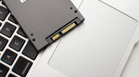 【注意】電源が入ってないSSDは徐々にデータを失う危険性があり長期保存用として難あり